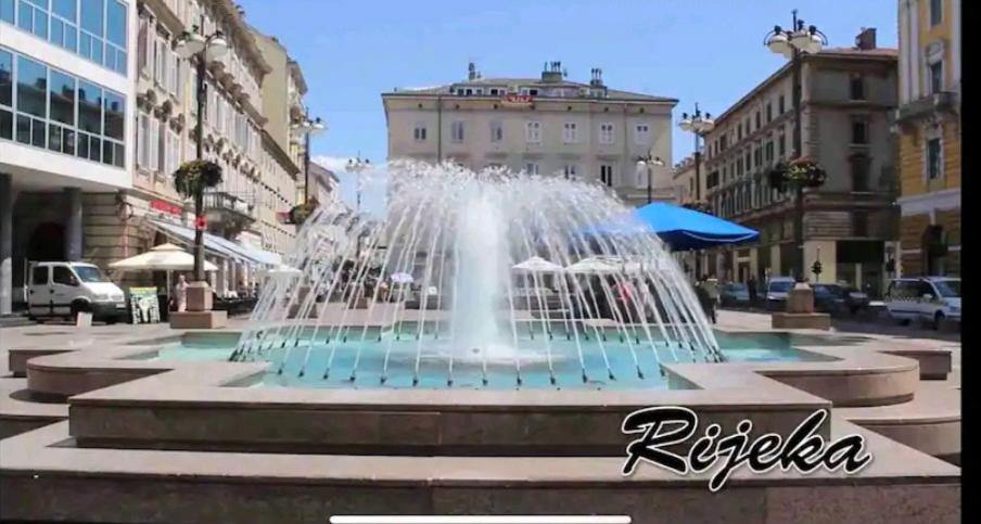 Rossy Apartment Rijeka Exterior photo